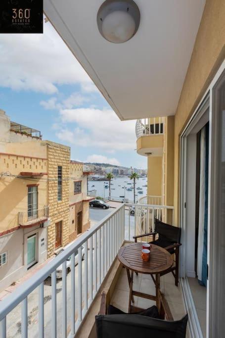 Beautiful, Top Notch 1 Bedroom Apt Just Off The Coast By 360 Estates Сейнт Полс Бей Екстериор снимка